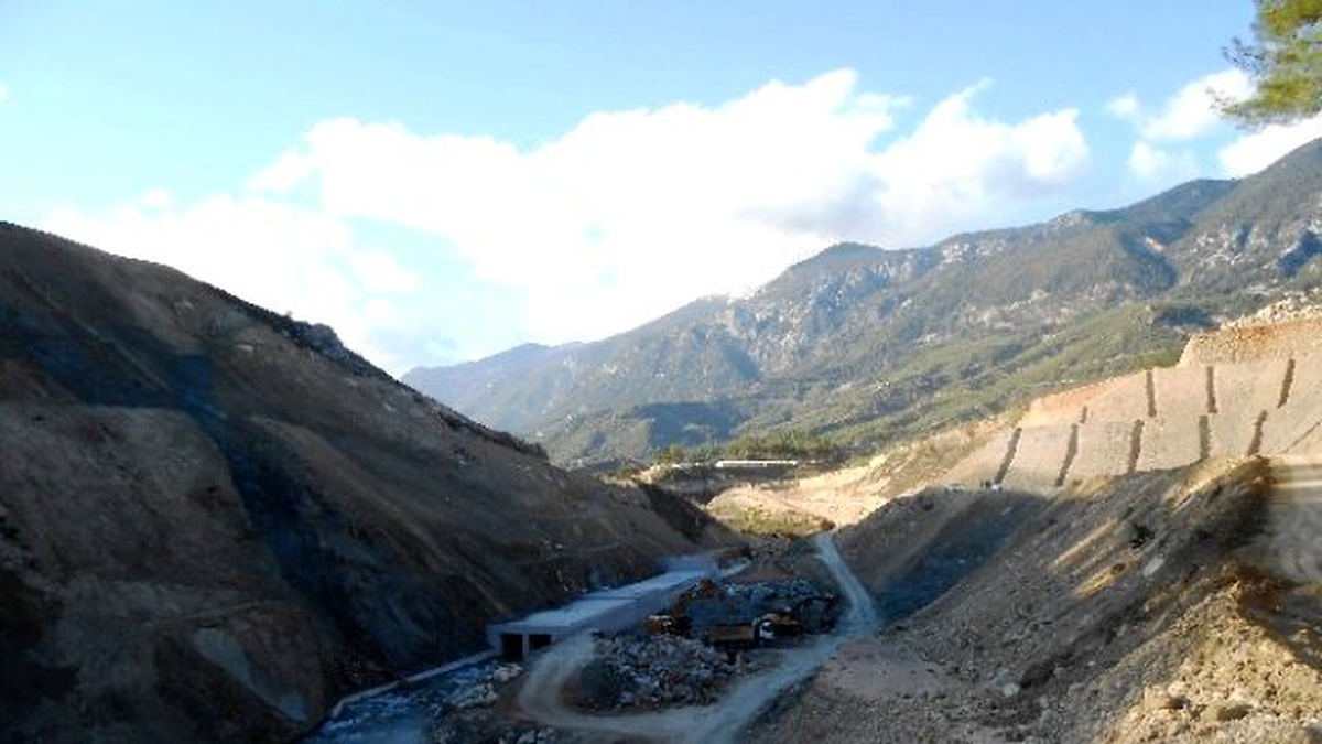 Kapıçay Barajında Taban Kazılarına Başlandı