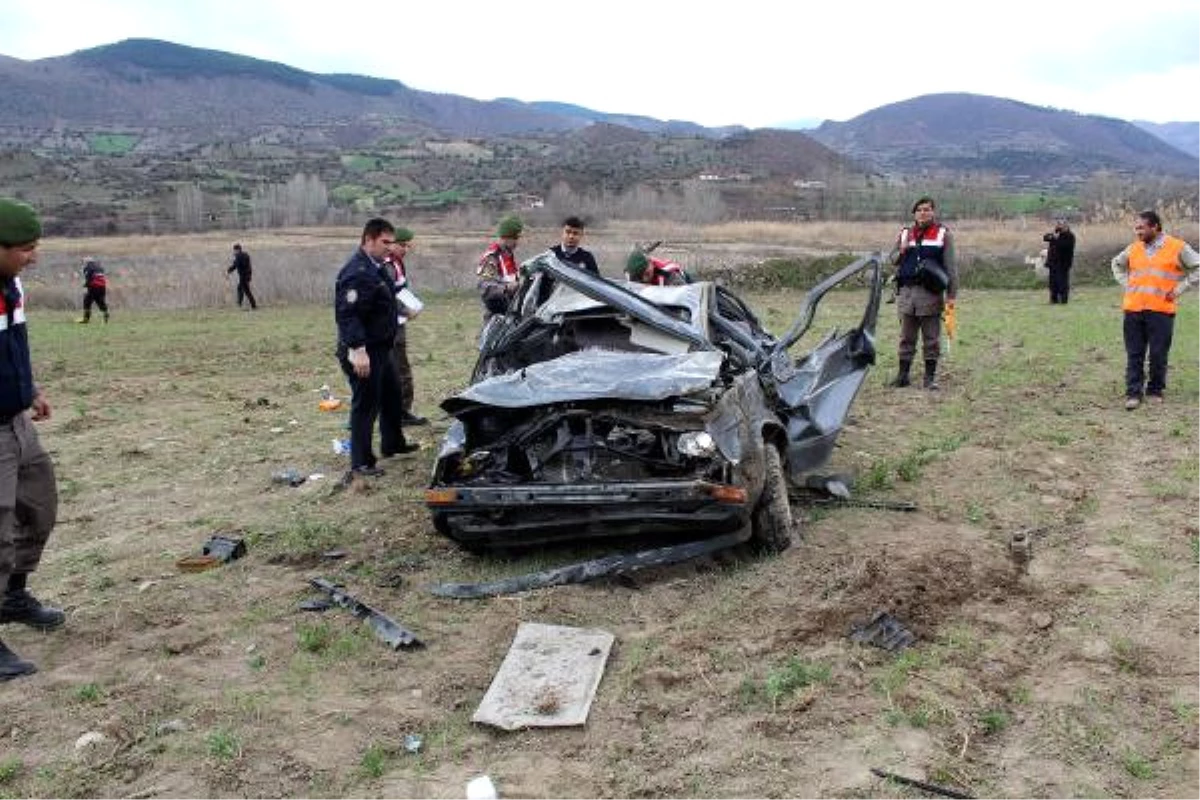Kastamonu\'da Otomobil Takla Attı: 2 Ölü