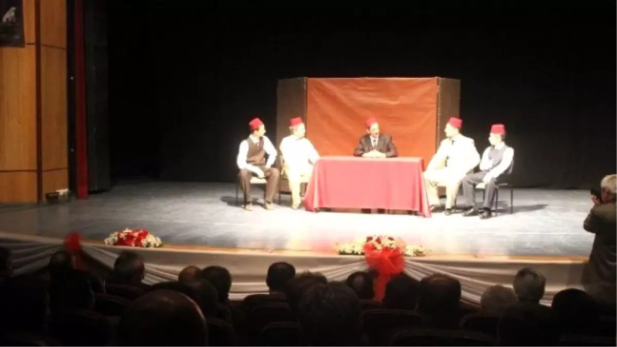 İstiklal Marşı\'nın Kabulü ve Mehmet Akif Ersoy\'u Anma