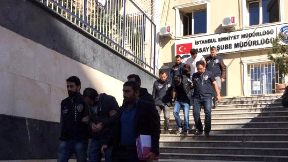Ünlülerin Avukatının Ofisine Hırsızlığa Giren Şüpheliler Yakalandı