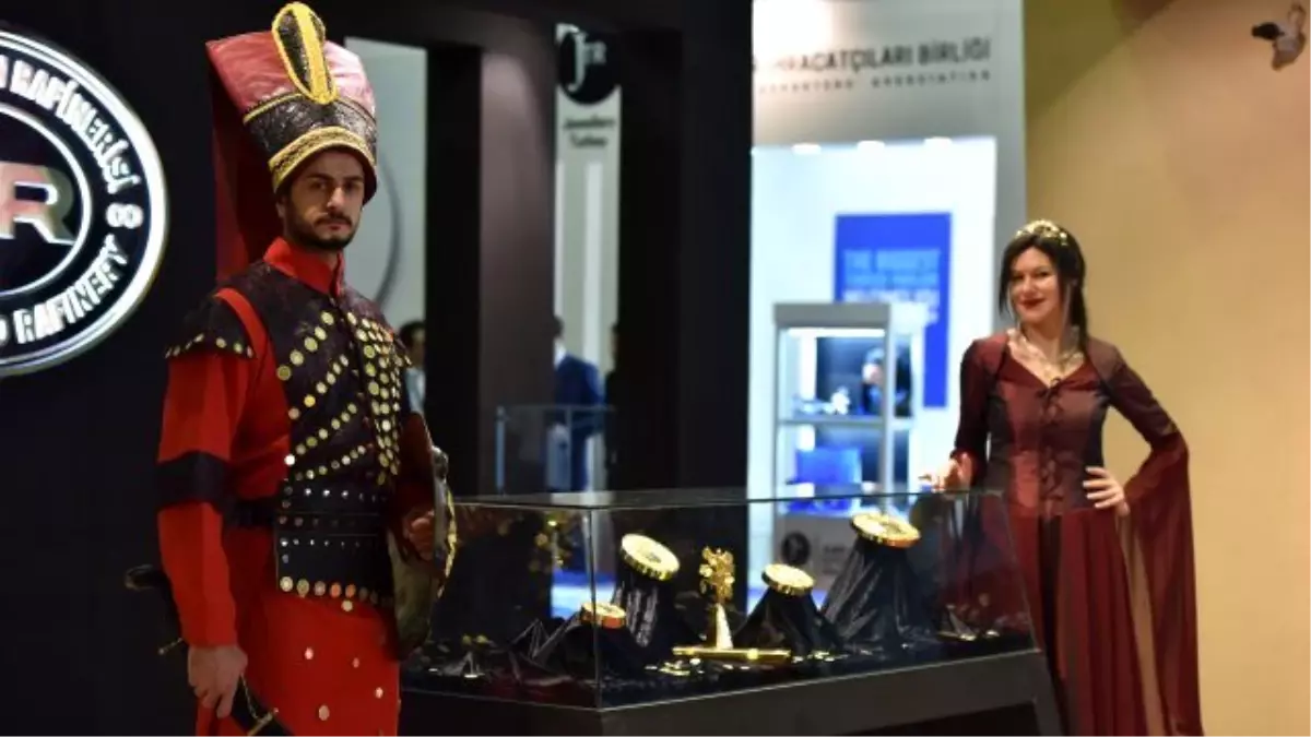 ​Baş Döndüren Mücevherler \'\' İstanbul Jewelry Show\' da