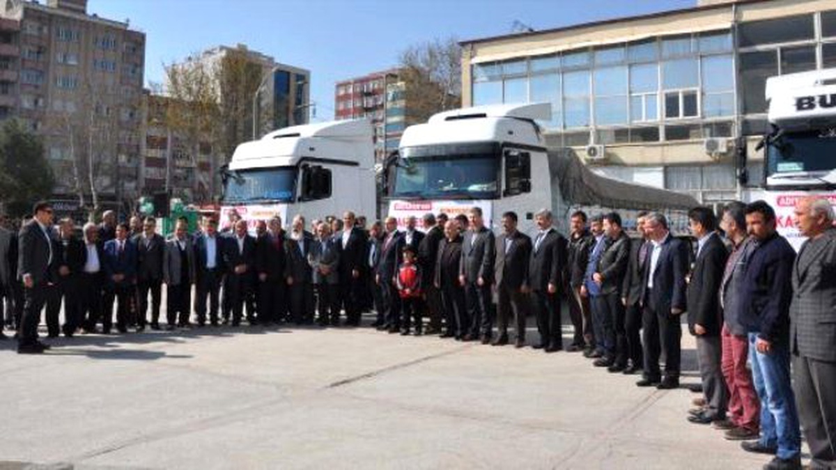 Adıyaman\'dan Diyarbakır\'a 3 Tır Yardım Gönderildi