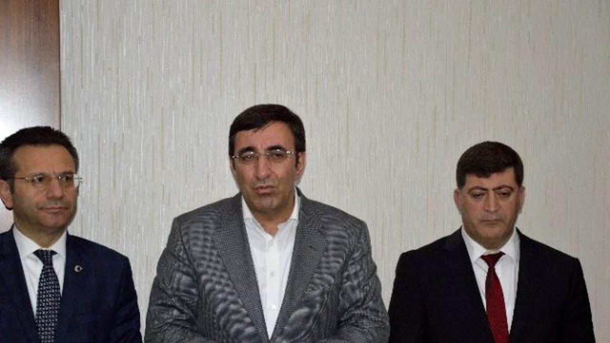 Bakan Yılmaz: "Konutunu Kaybetmiş Olanlara Konut Yapmak, Bizim Birinci Tercihimiz"