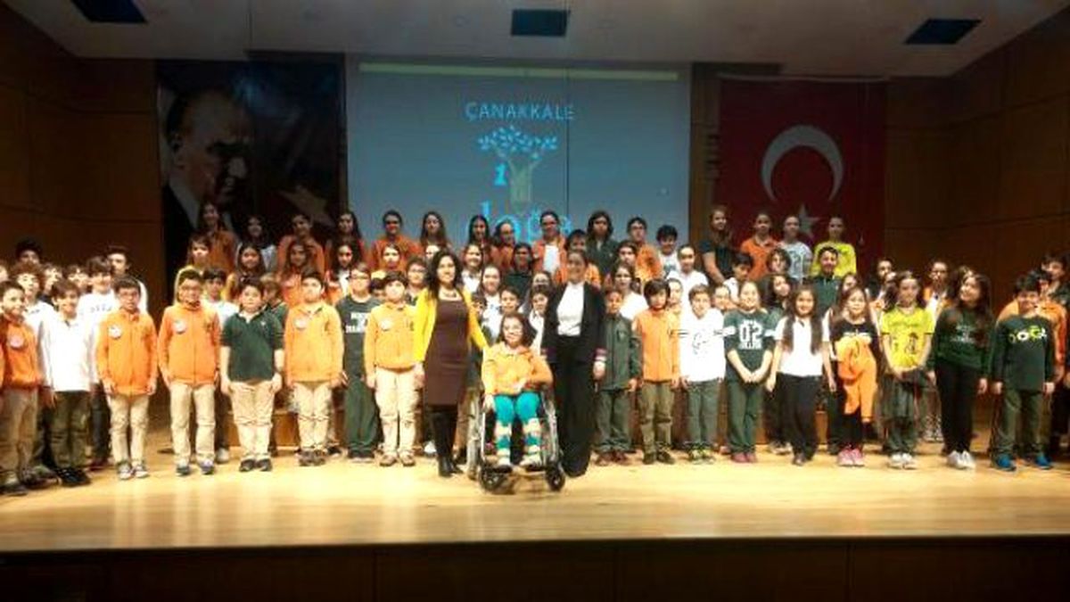 Doğa Okulları Öğrencilerinden İşaret Diliyle İstiklal Marşı
