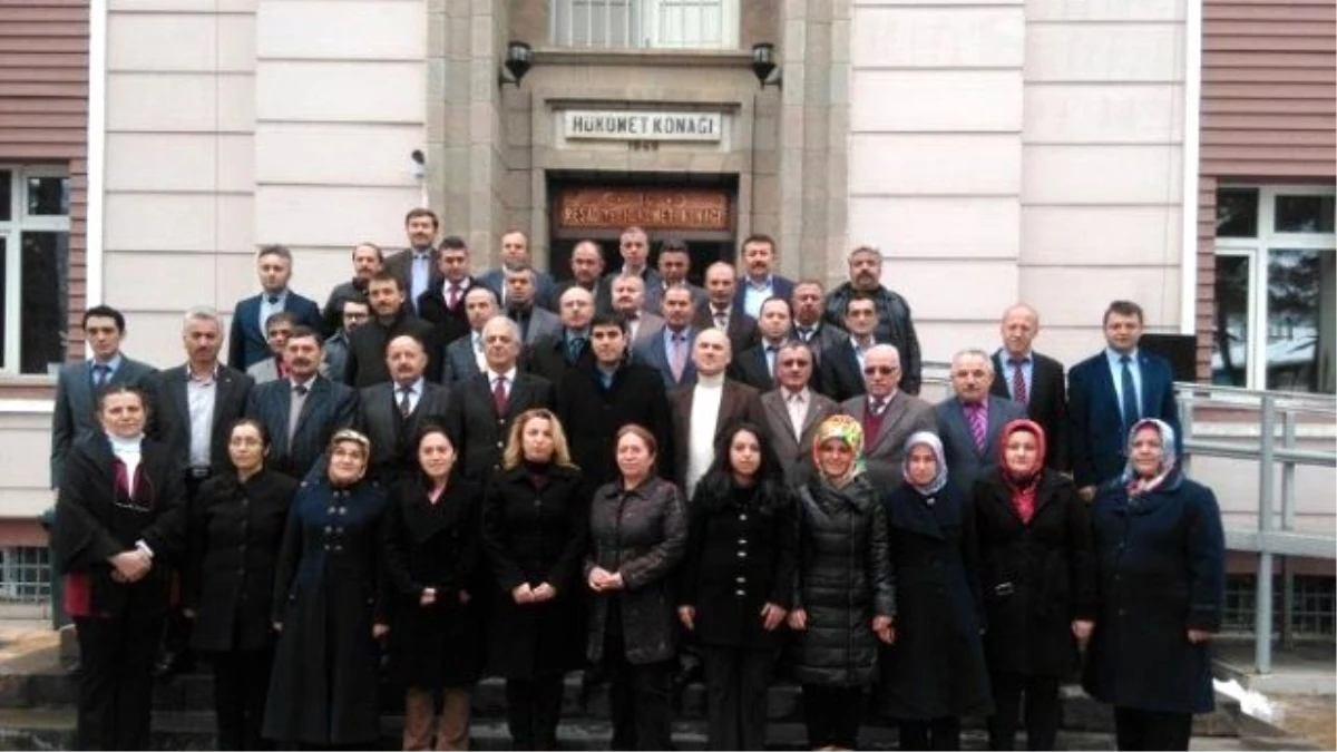 İstiklal Marşı Klibi İçin İlçe Halkı Kamera Karşısına Geçti