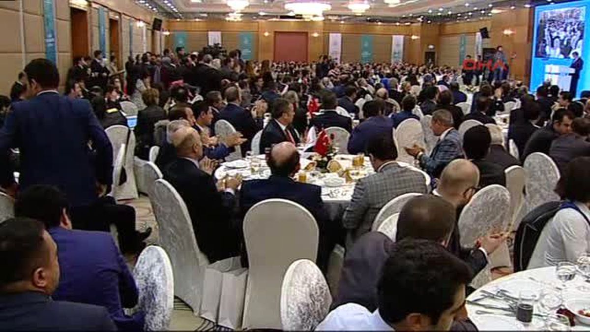 Van Davutoğlu: Sağlık Çalışanlarını Tehdit Edenler, Hakarette Bulunanlar Tutuklanacak