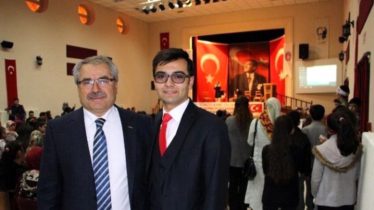 Yarışmadan Kazandığı Ödülü Şehit Ailelerine Bağışladı