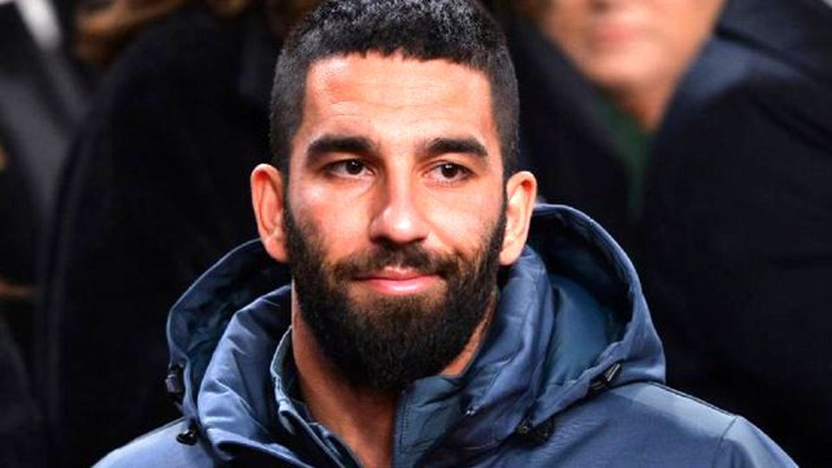 Arda Turan'dan Ankara Mesajı: Yüreğimiz Yanıyor