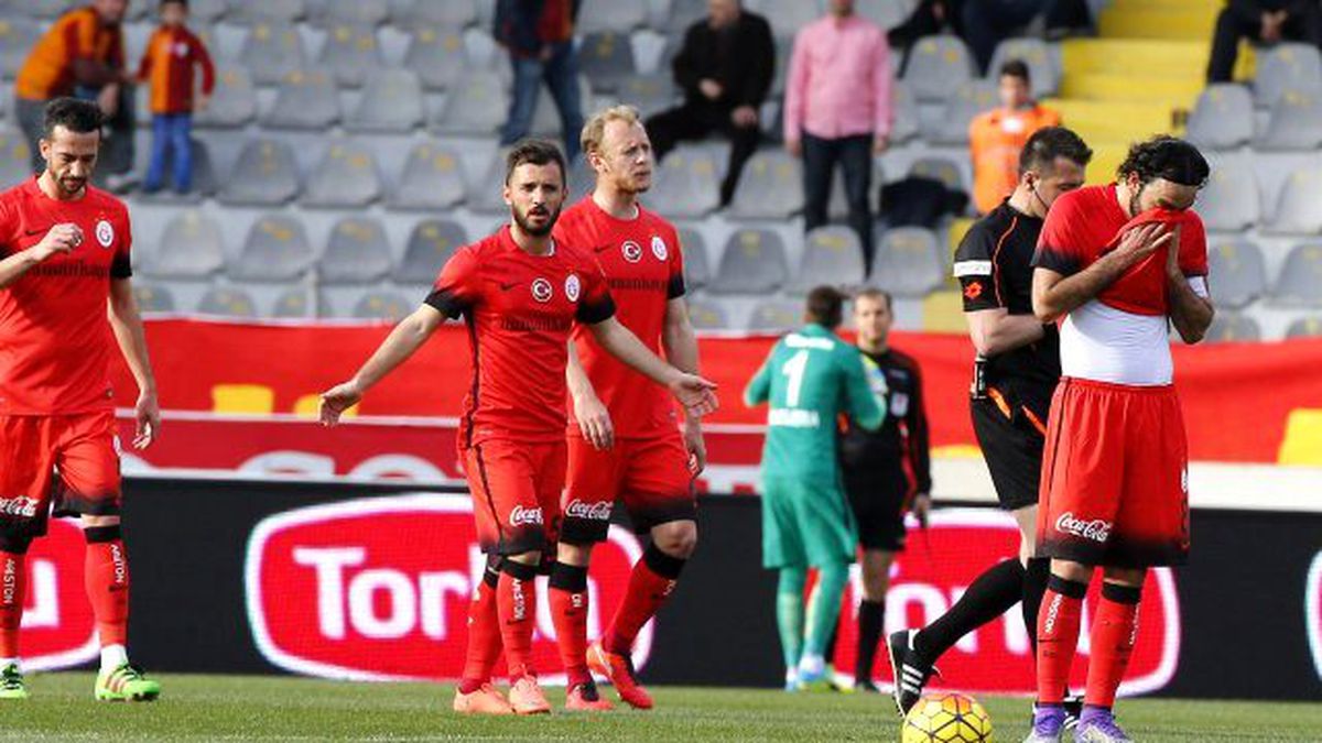 Cimbom\'un Kabusu Sürüyor