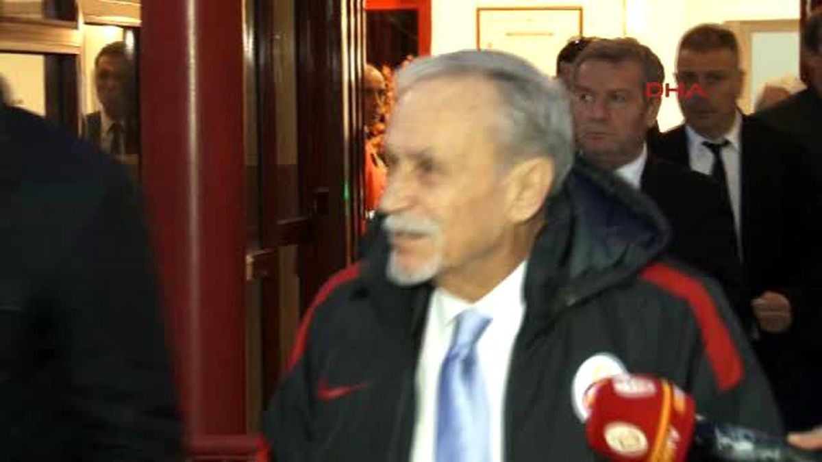 Galatasaray Kulübü İkinci Başkanı Özyalçın\'dan Seçim Açıklaması