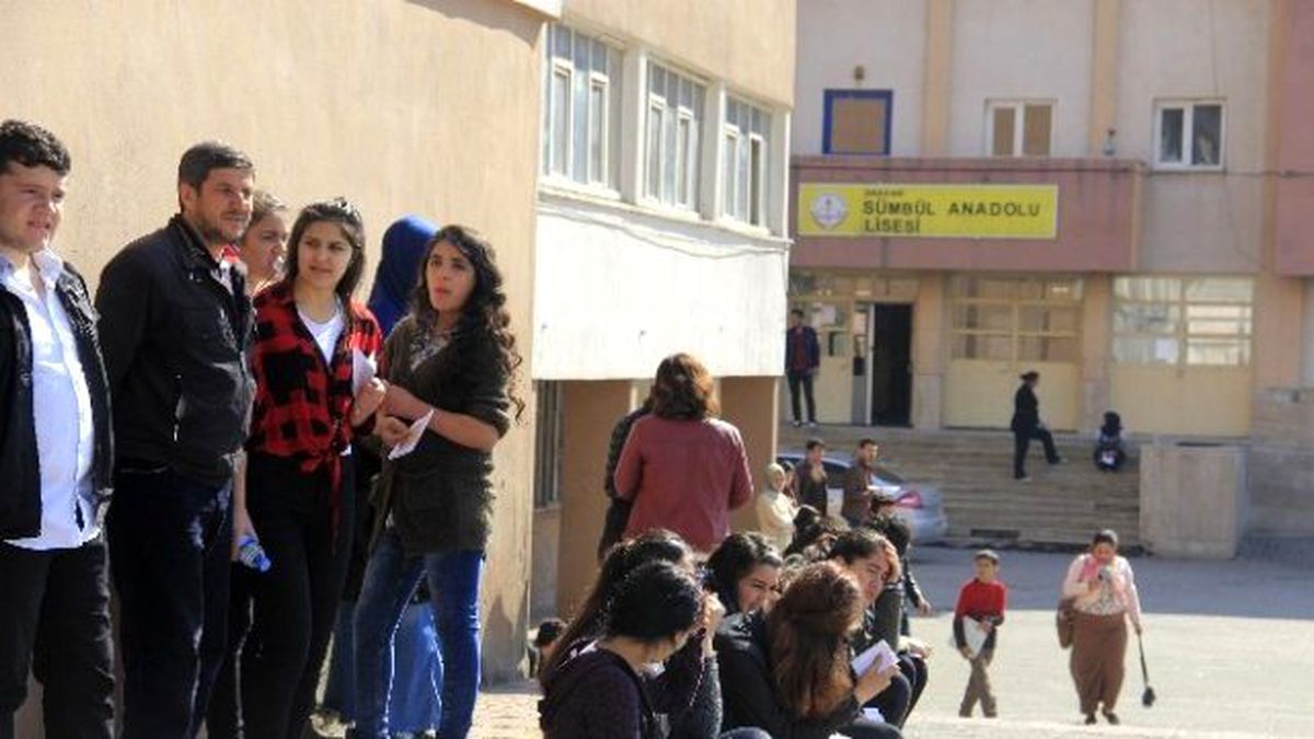 Hakkari\'de Ygs Heyecanı Başladı