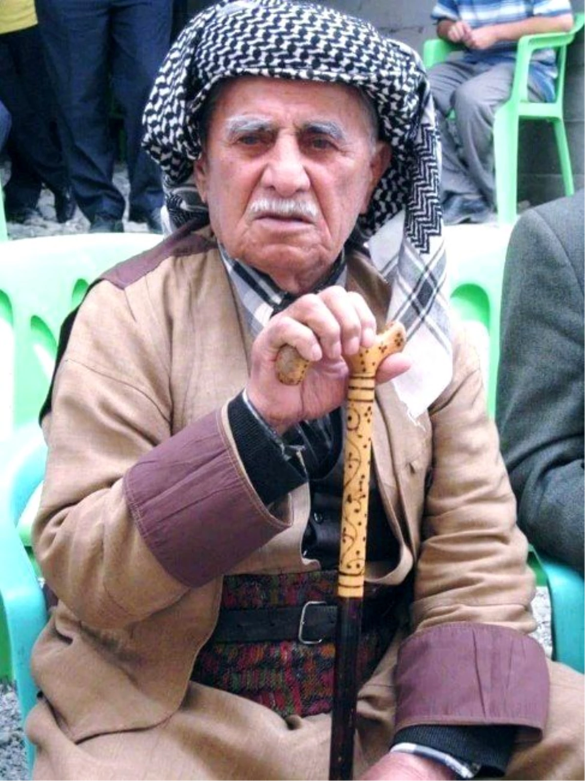 Hakkari Jirki Aşiretinin İleri Gelenlerinden Şakir Özdemir Vefat Etti