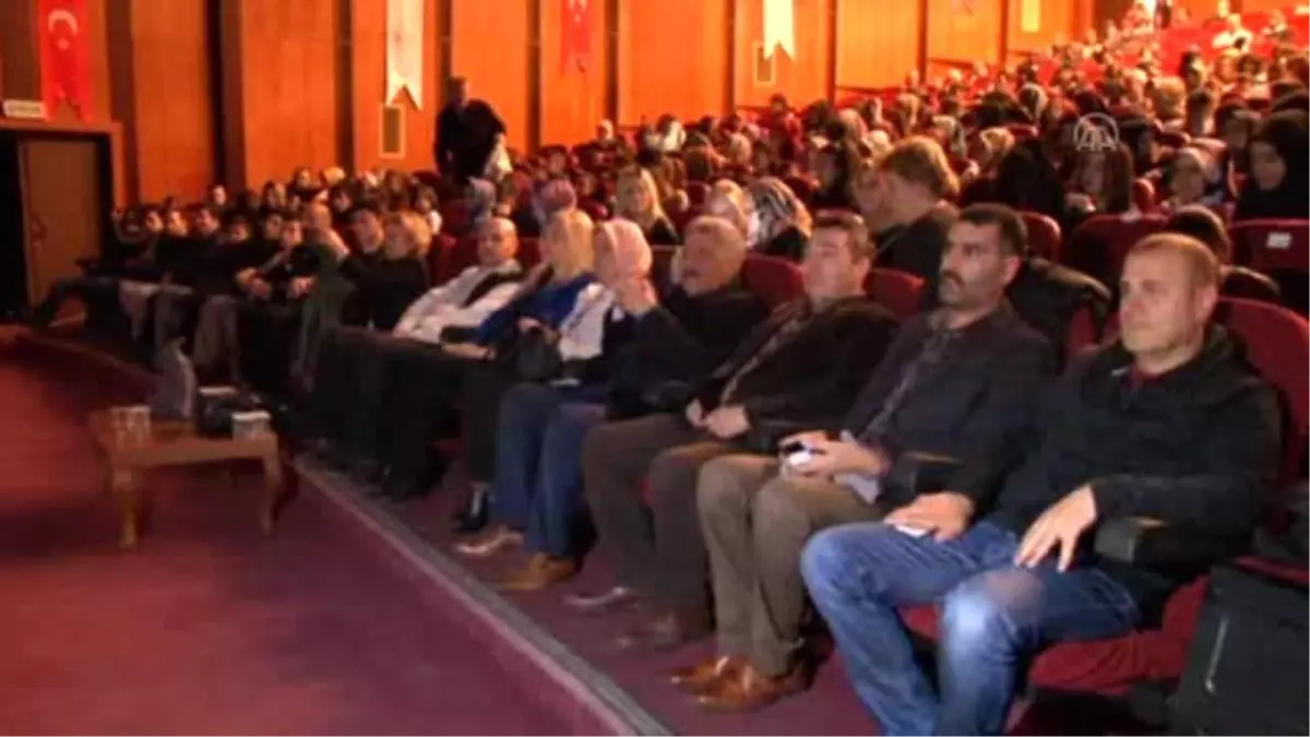 İstiklal Marşı\'nın Kabulü ve Mehmet Akif Ersoy\'u Anma Günü