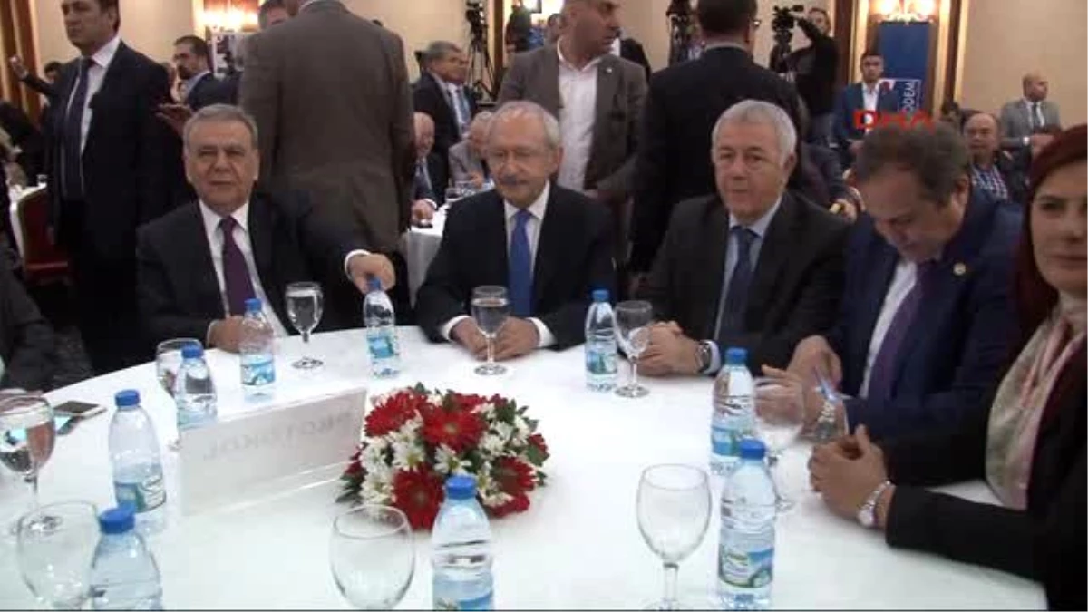 Kılıçdaroğlu\'ndan Başkanlara Ödül