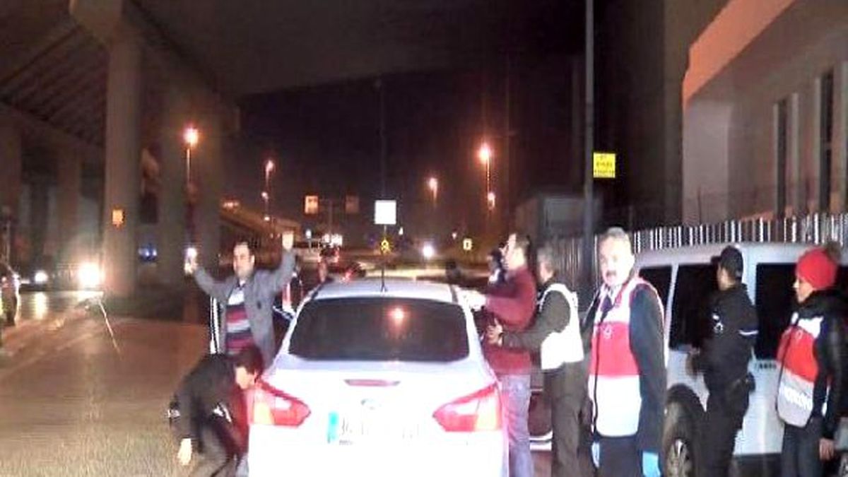 Küçükçekmece\'de Asayiş Uygulaması...