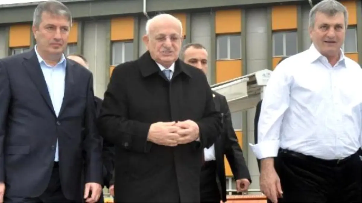 Erdoğan'ın Müstakbel Damadı, Ameliyat Olan Babası İçin Dua İstedi