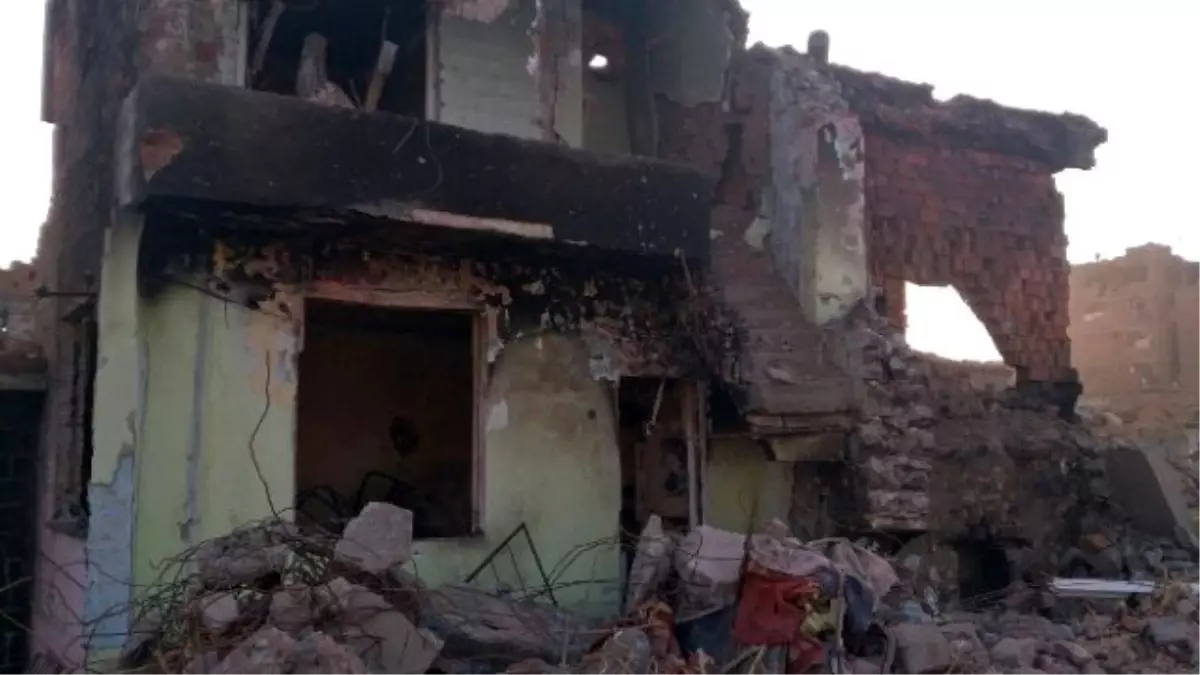 Sur\'da Teröristlerin Tespit Edilmesi Üzerine Yeniden Operasyon Başladı