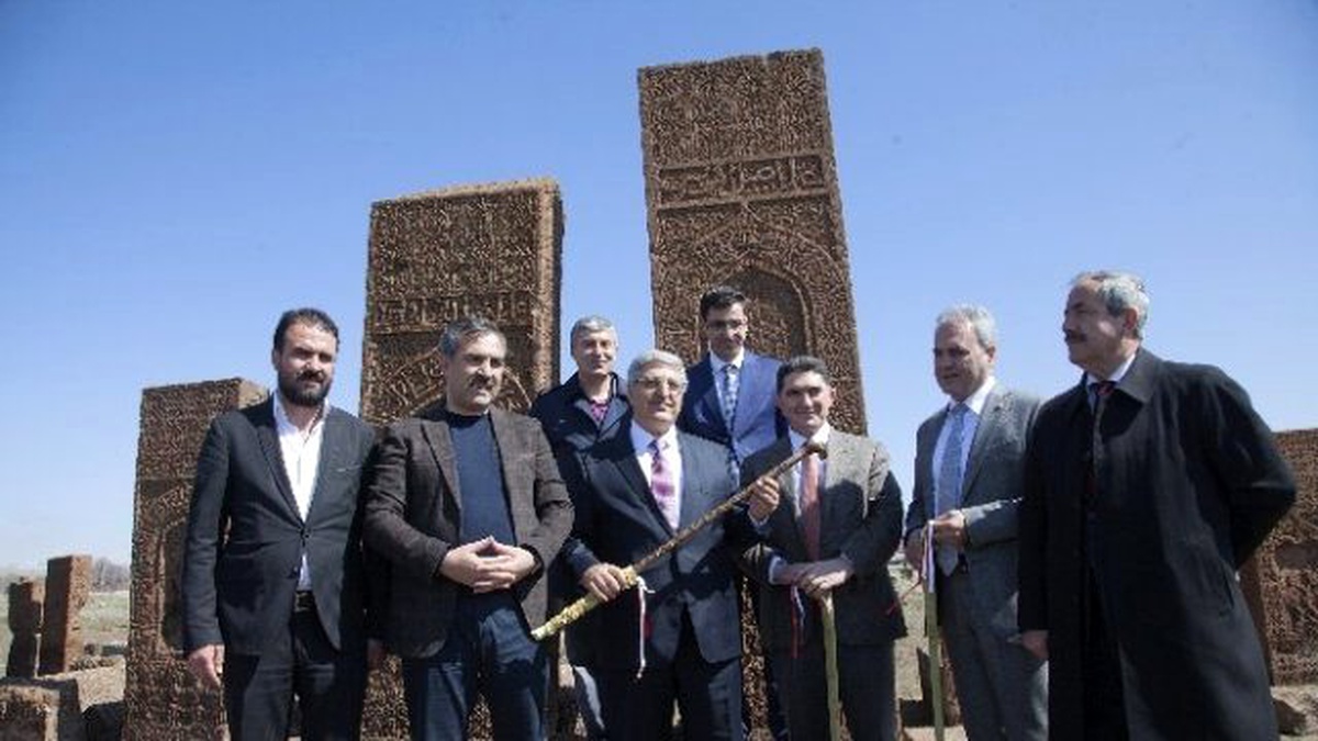 Ak Partili Milletvekillerinin Ahlat Gezisi