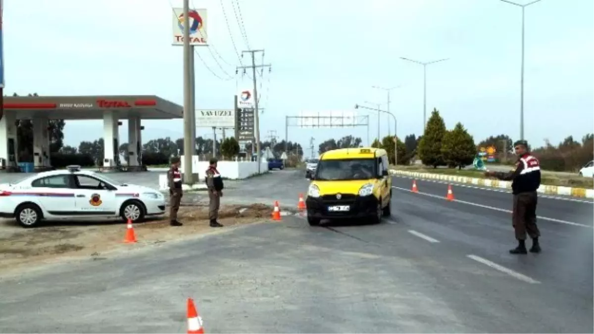 Aydın\'da Jandarmada Huzur ve Güvenlik Operasyonu: 19 Gözaltı