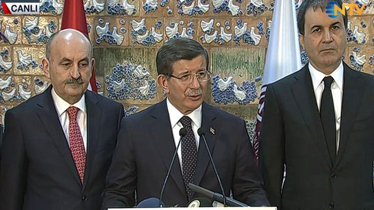 Başbakan Davutoğlu: 11 Gözaltı Var
