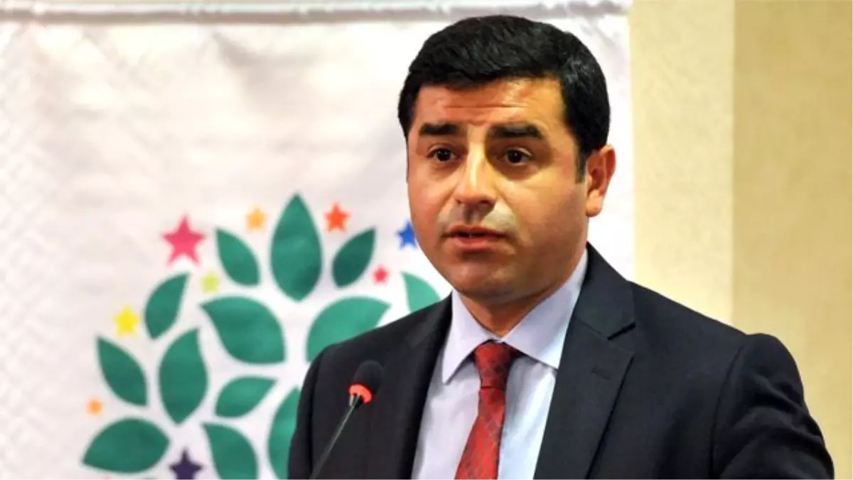 Demirtaş: Saldırı Sonrası AK Parti\'yi Tebrik Mi Edelim