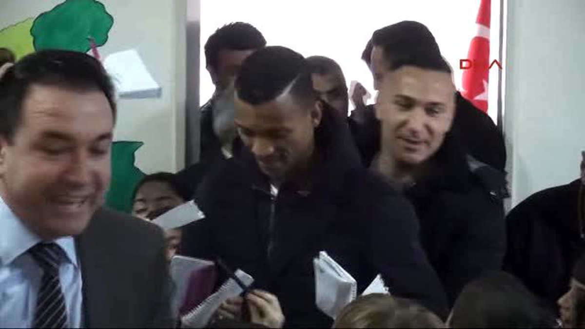 Fenerbahçeli Nani\'den Terör Yorumu Bu, Tüm Dünyanın Sorunu