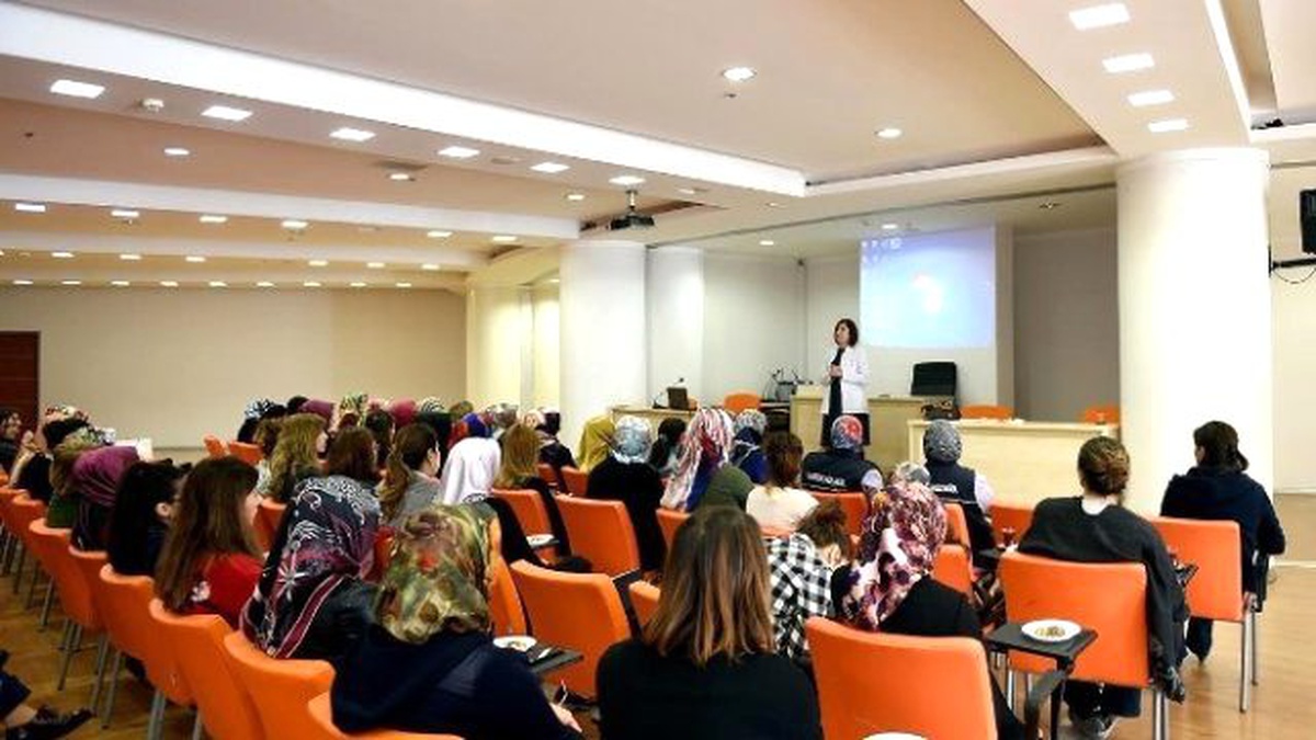 Kadın Personellere, Kanser ve Kanserde Korunma Eğitimi Verildi