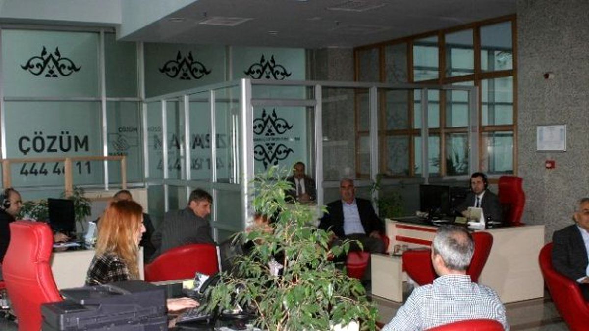 Kahramanmaraş Büyükşehir Belediyesi Sorunları Masada Çözüyor