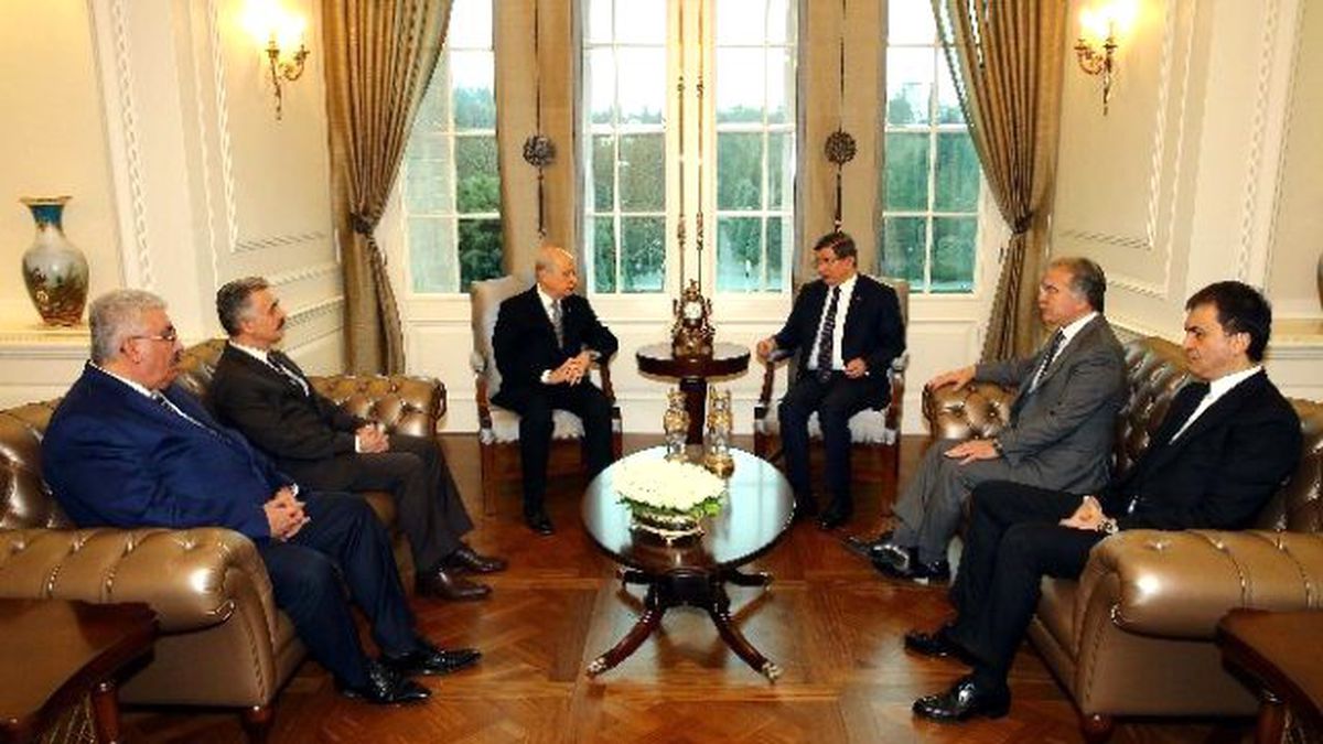 MHP Lideri Bahçeli Çankaya Köşkü\'nde