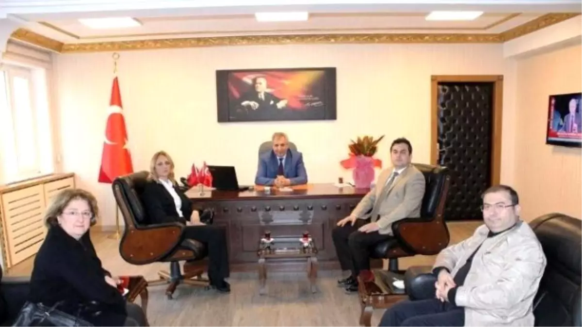 Sağlık Çalışanlarından Kaymakam Yapıcı\'ya Ziyaret