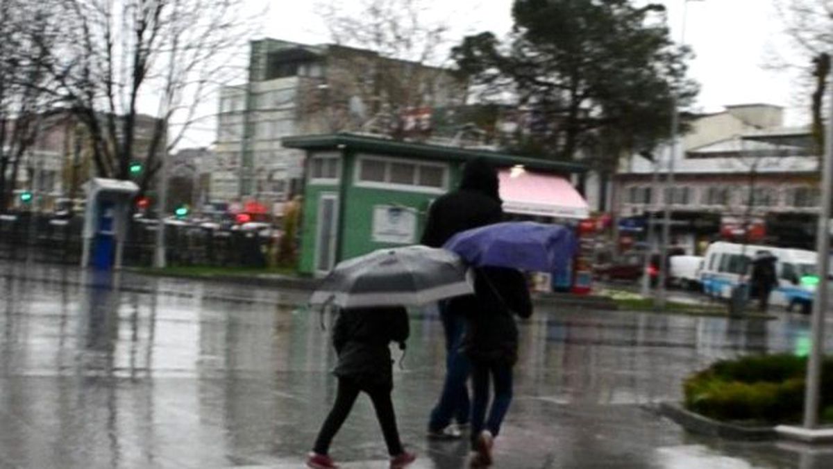 Sakarya Yeni Haftaya Yağmurla Başladı
