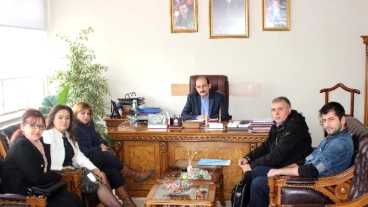 Uşak Belediyesi ve Stk\'lar Çeçeli Kara Murat\'ı Unutmadı