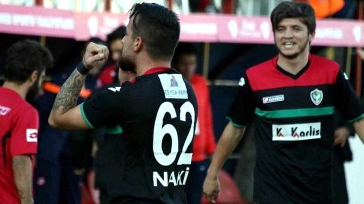 Amedspor Kafilesine Sivas'ta Otel Verilmedi