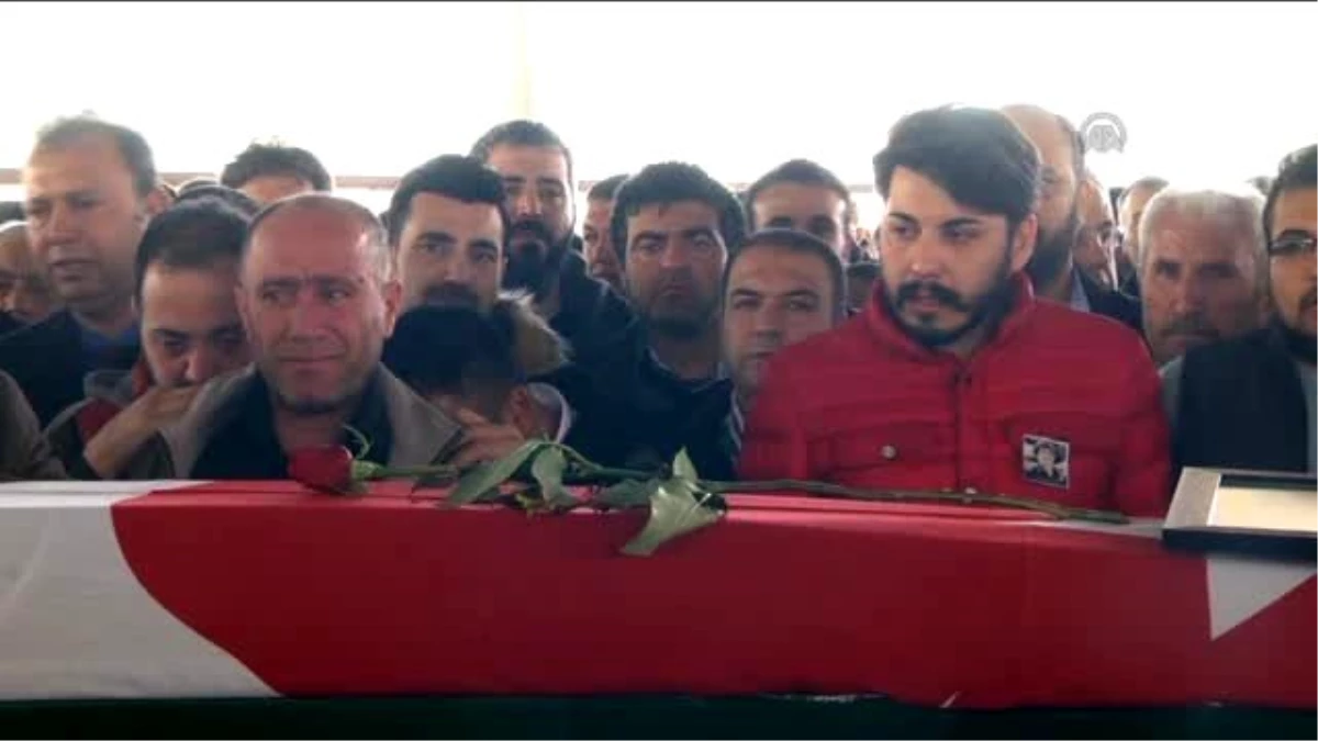 Ankara\'daki Terör Saldırısı - Ozan Can Akkuş\'un Cenazesi
