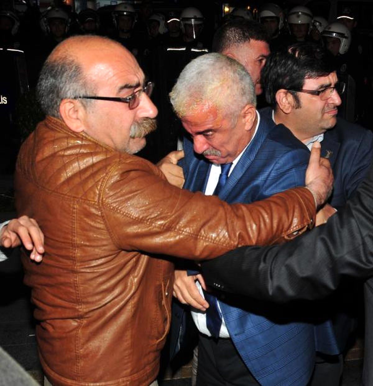 Ankara Saldırısını Protesto Etmek İsteyenlere Müdahale