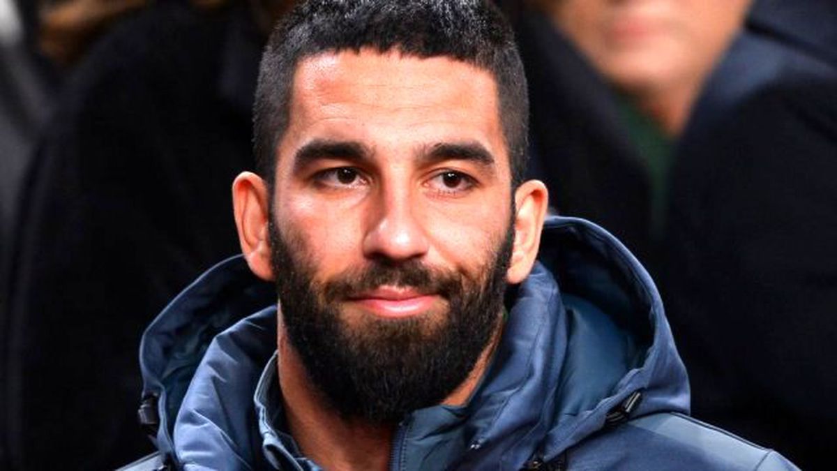 Arda Turan\'dan Dünyaya Çağrı