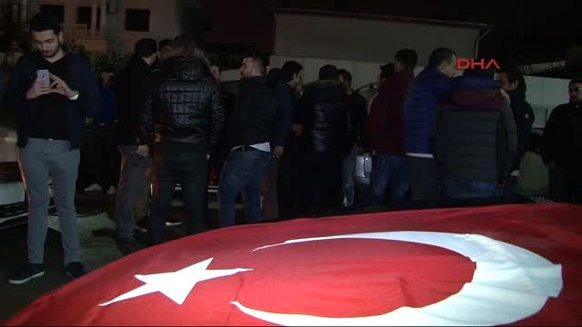 Bağdat Caddesi\'nde Teröre Tepki Konvoyu