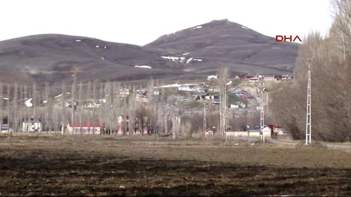 Bayburt Ankara Kızılay?daki Bombalı Saldırıda Yaşamını Yitiren Öğrenci Sümeyra Çakmak Memleketi...