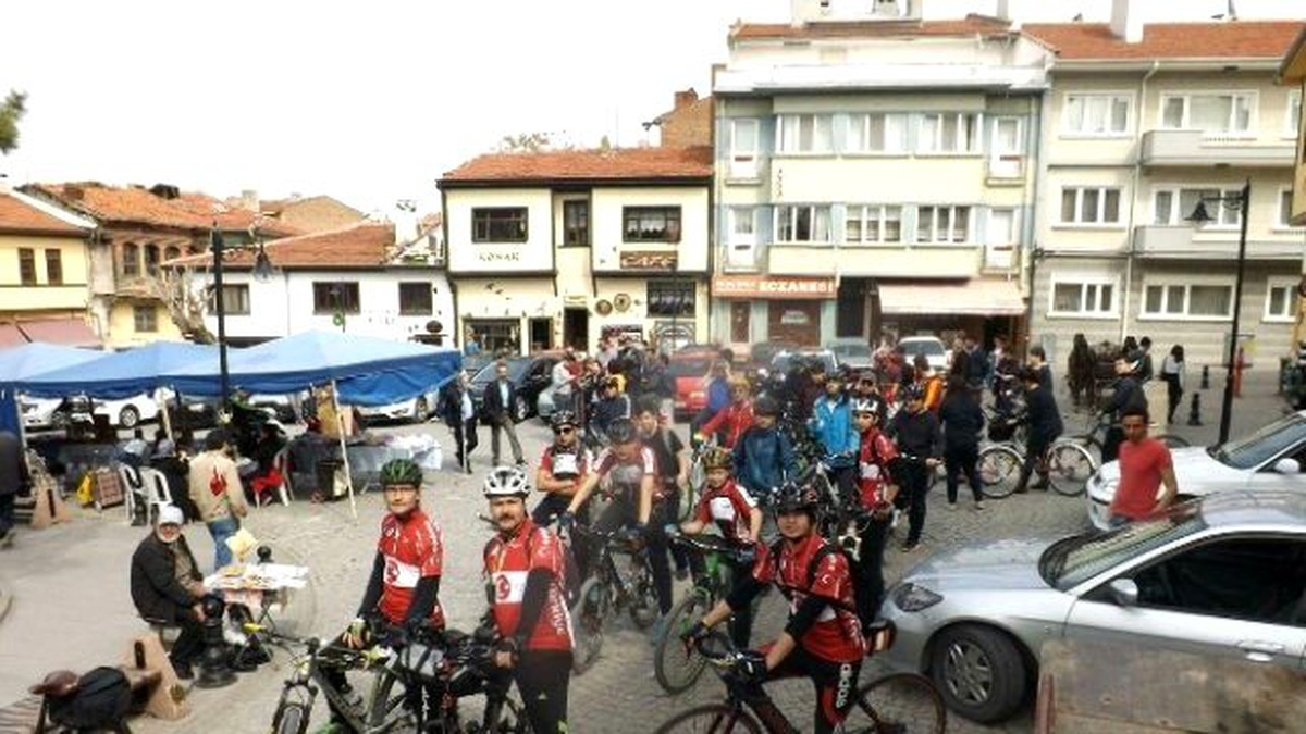Bisikletçilerden Eskişehir Polisine Sitem