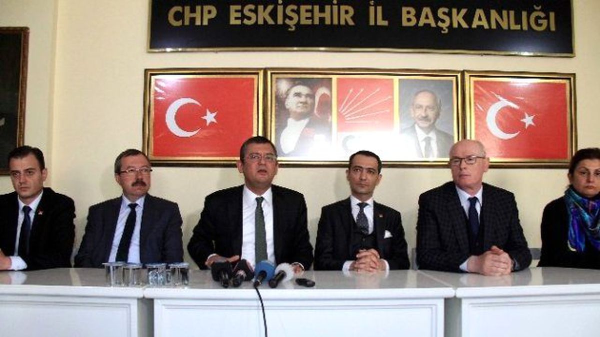 CHP Grup Başkanvekili Özgür Özel Eskişehir\'de