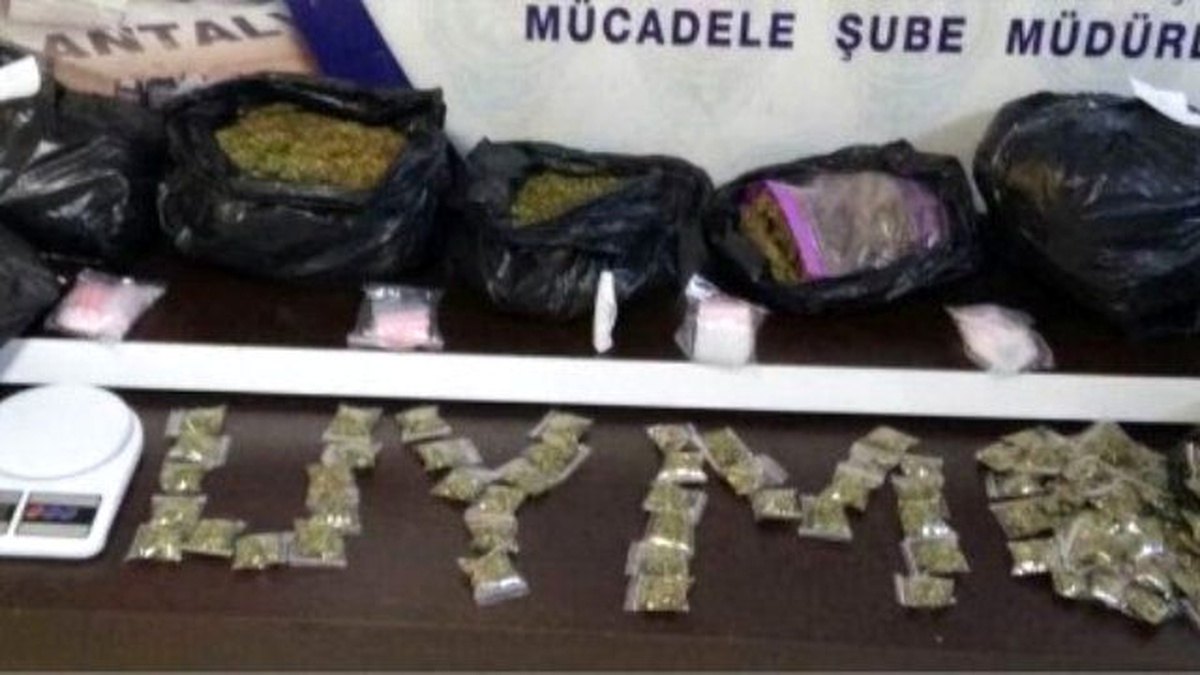 Evinde 9 Kilo Esrar Bulunan Şahıs Tutuklandı