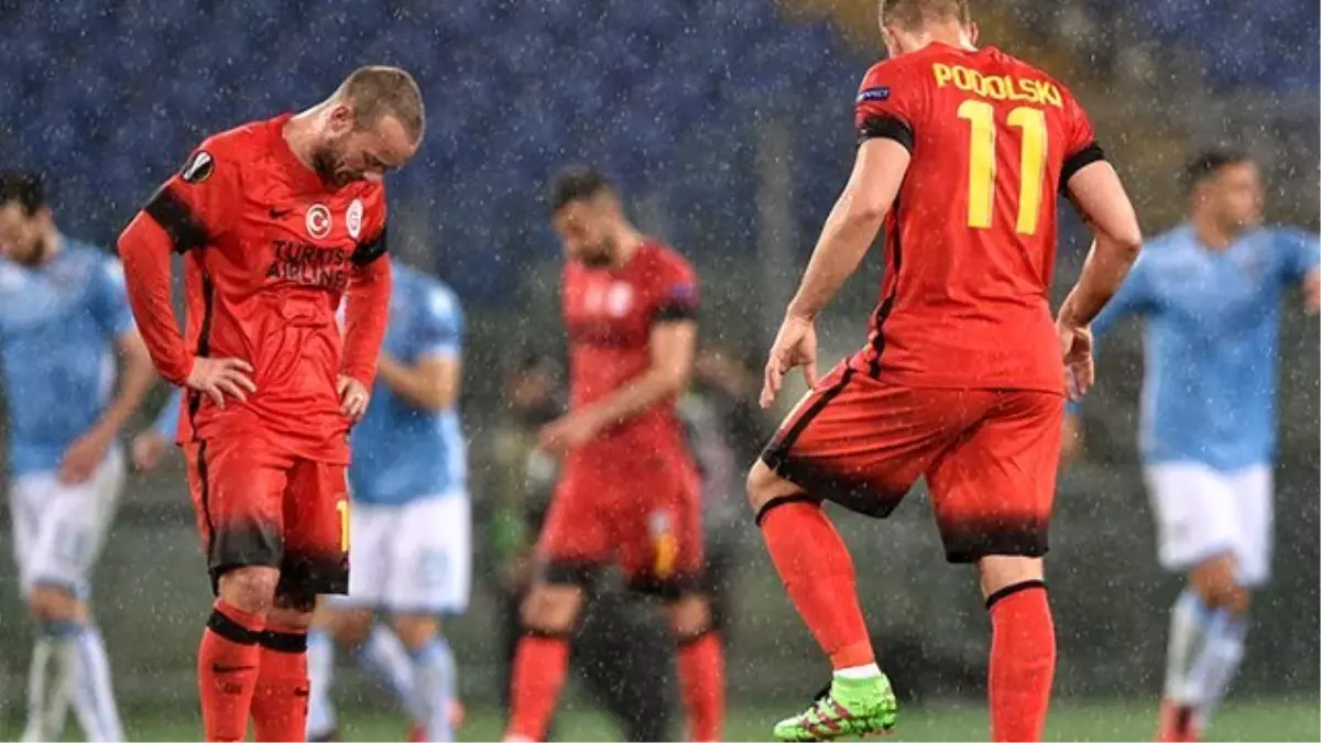 Galatasaraylı Podolski, Bombalı Saldırılar Sonrası Ülkeyi Terk Ediyor