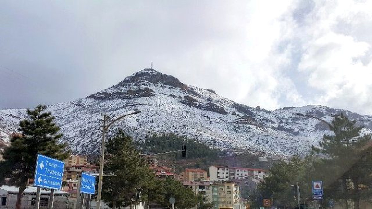 Gümüşhane\'nin Yüksek Kesimleri Beyaza Büründü