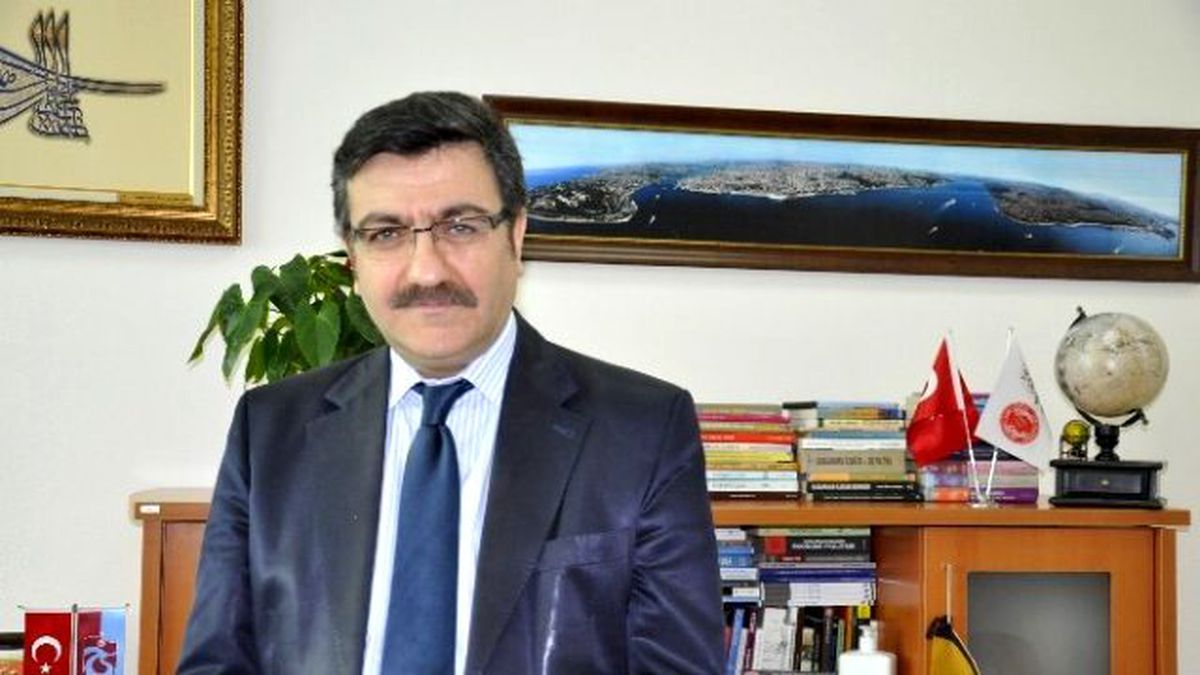Hacısalihoğlu: "Rusya\'nın Çekilme Kararı Şaşırtıcı Değil"