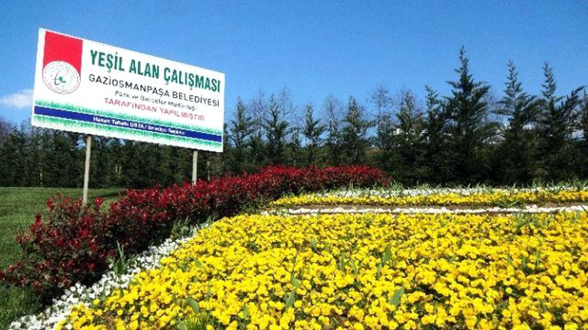 İlkbaharın Müjdecisi Çiçekler Gaziosmanpaşa\'yı Süslüyor