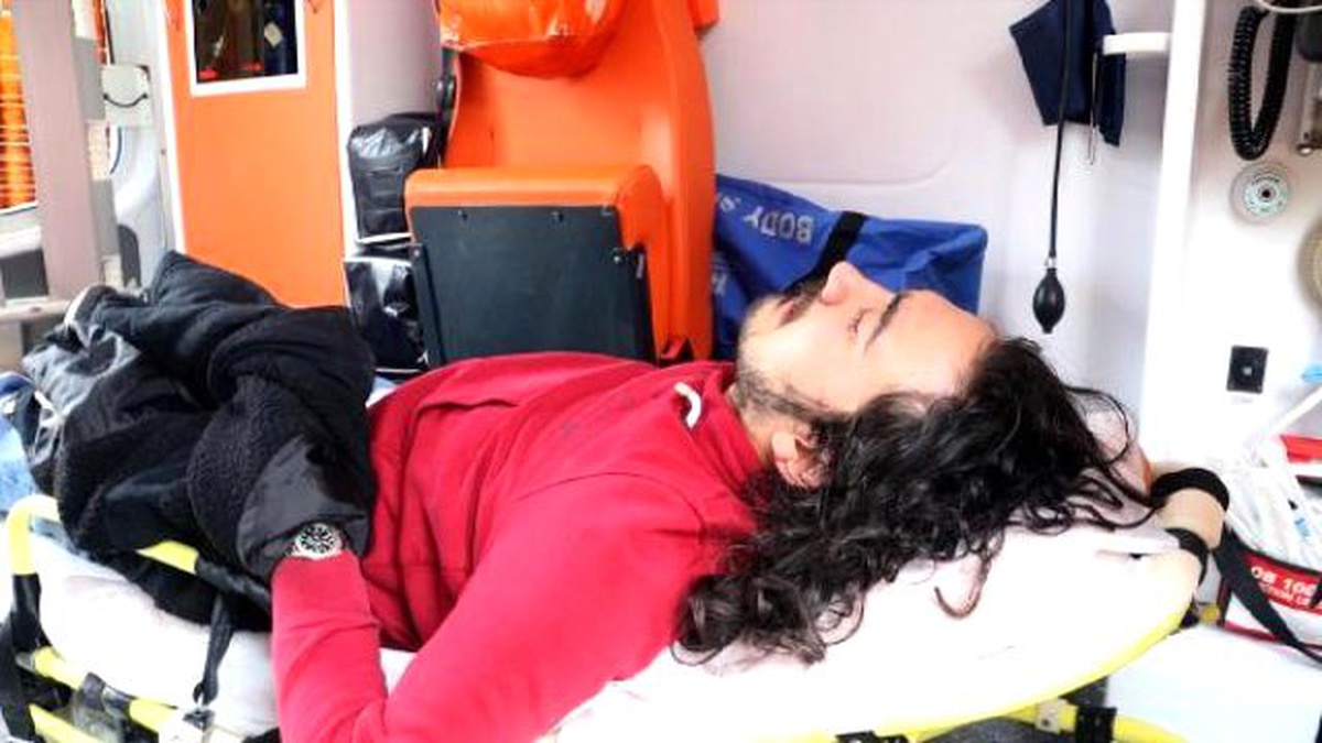 Kardeşi Uyuşturucudan Tutuklanınca Bayıldı