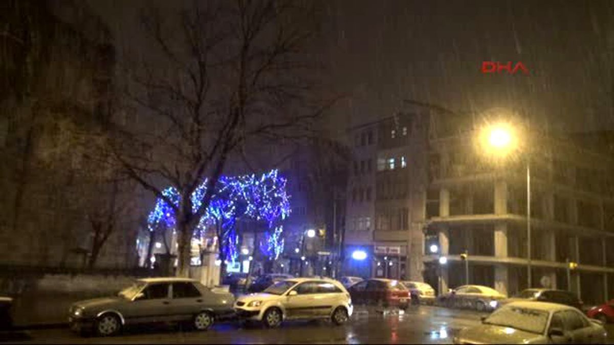 Kars Doğu\'ya Kar Geri Geldi