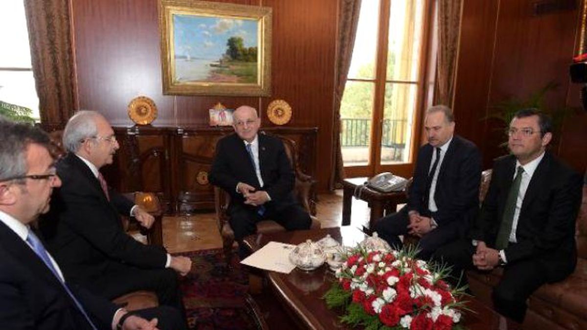 Kılıçdaroğlu Meclis Başkanı İsmail Kahraman ile Görüşmeye Başladı