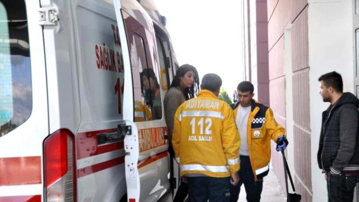 Köprüye Çıkan Genç Kızı Sürücüler İkna Etti