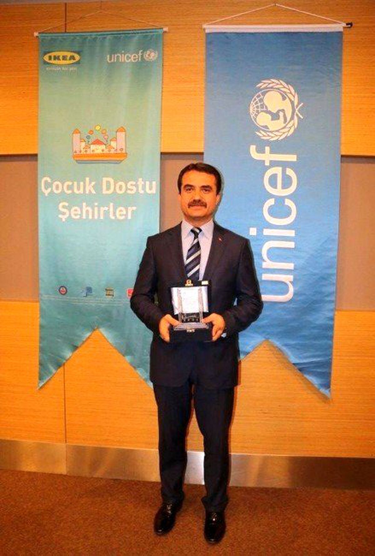 Mersin Artık \'Çocuk Dostu Şehir\'